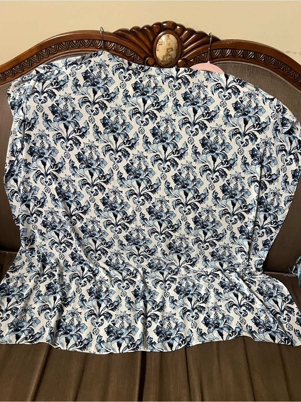 Haute’ Hijab square in Blue and White
